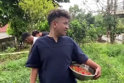 Ruben Onsu kini mulai jajal berkebun